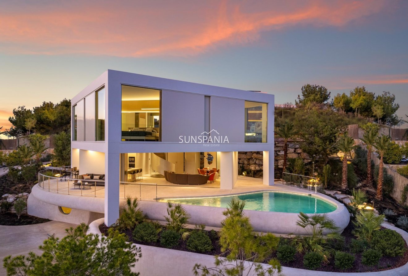 Obra nueva - Chalet -
Orihuela - Las Colinas Golf
