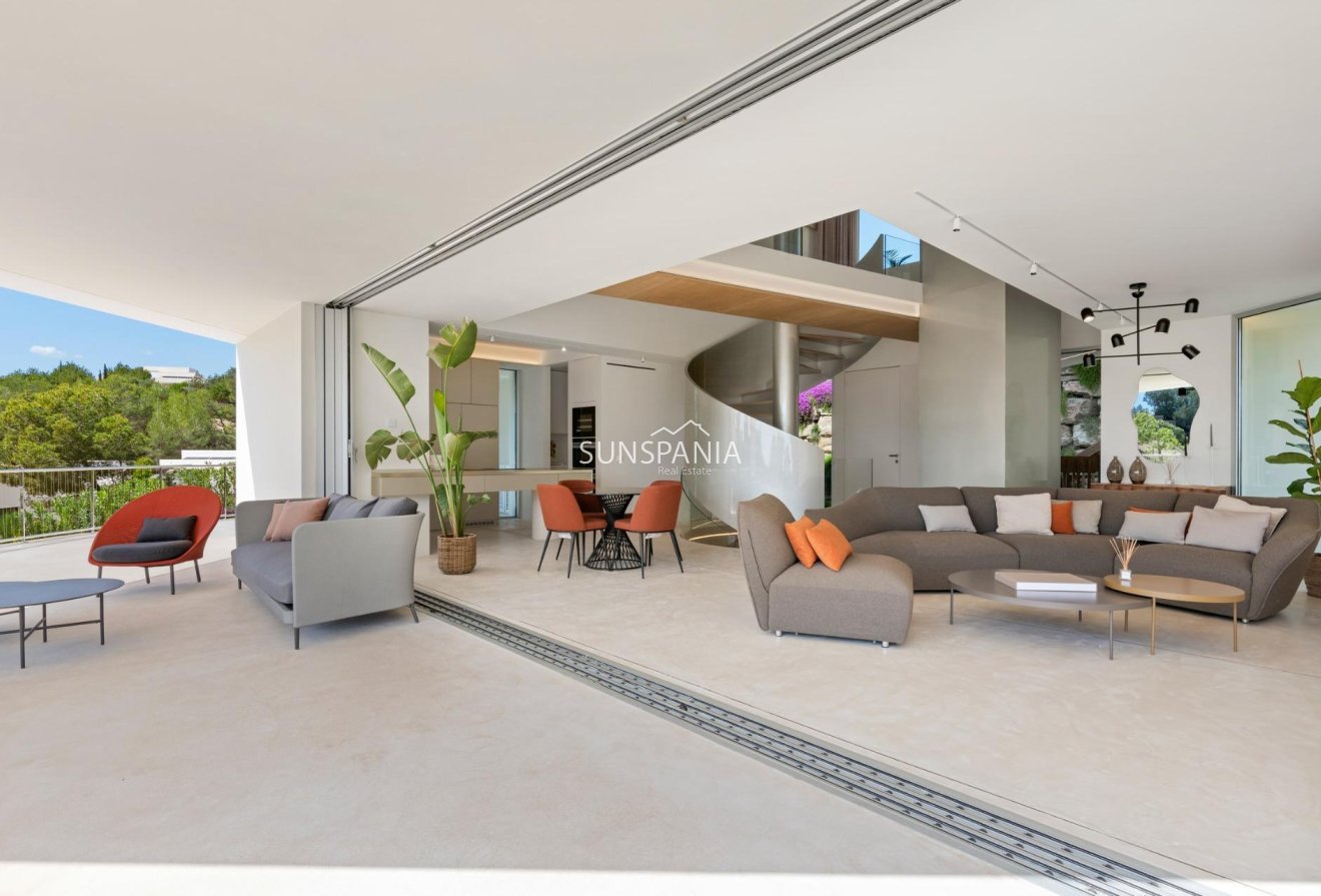 Obra nueva - Chalet -
Orihuela - Las Colinas Golf