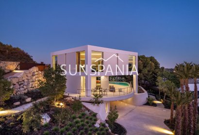 Obra nueva - Chalet -
Orihuela - Las Colinas Golf