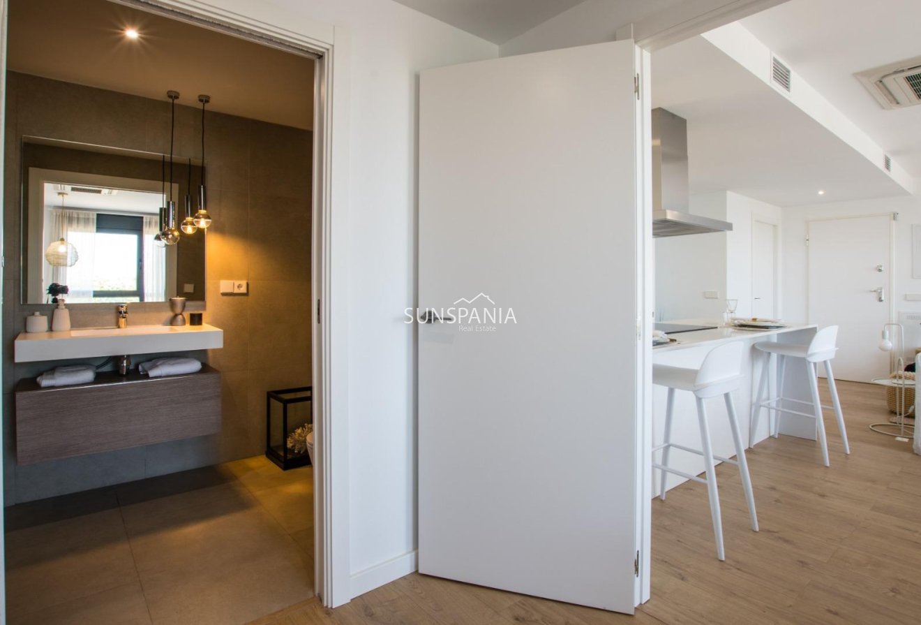 Obra nueva - Piso -
Villajoyosa - Playa del Torres