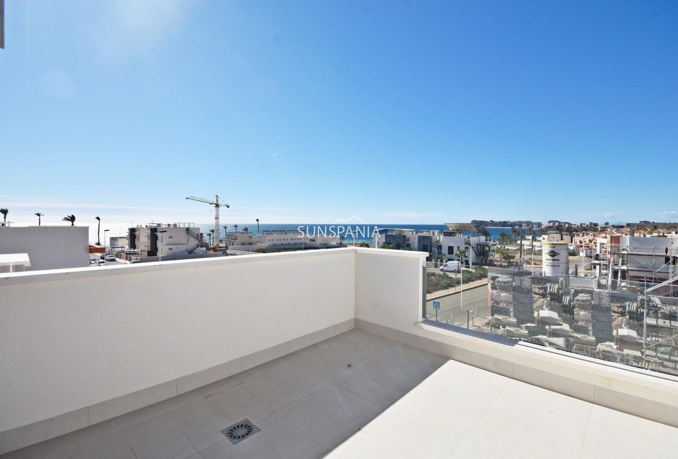 Obra nueva - Chalet -
Puerto de Mazarron - Mar De Plata