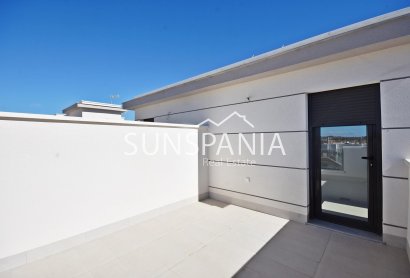Obra nueva - Chalet -
Puerto de Mazarron - Mar De Plata