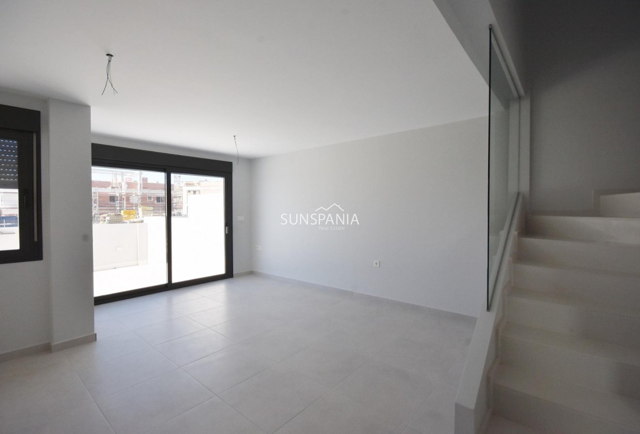 Obra nueva - Chalet -
Puerto de Mazarron - Mar De Plata