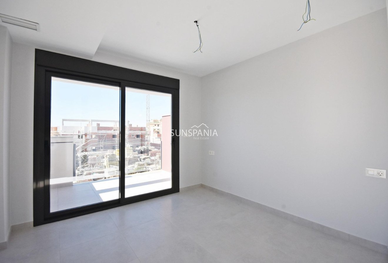 Obra nueva - Chalet -
Puerto de Mazarron - Mar De Plata