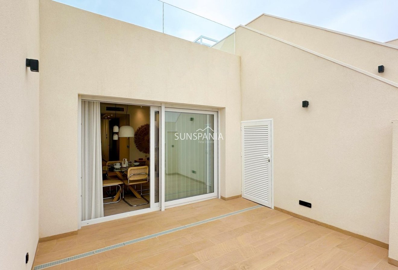 Obra nueva - Piso -
Algorfa - La Finca Golf