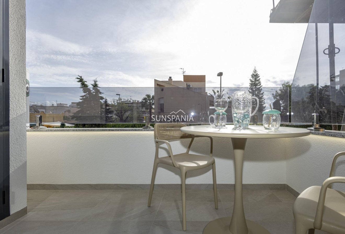 Obra nueva - Piso -
Torrevieja - Nueva Torrevieja