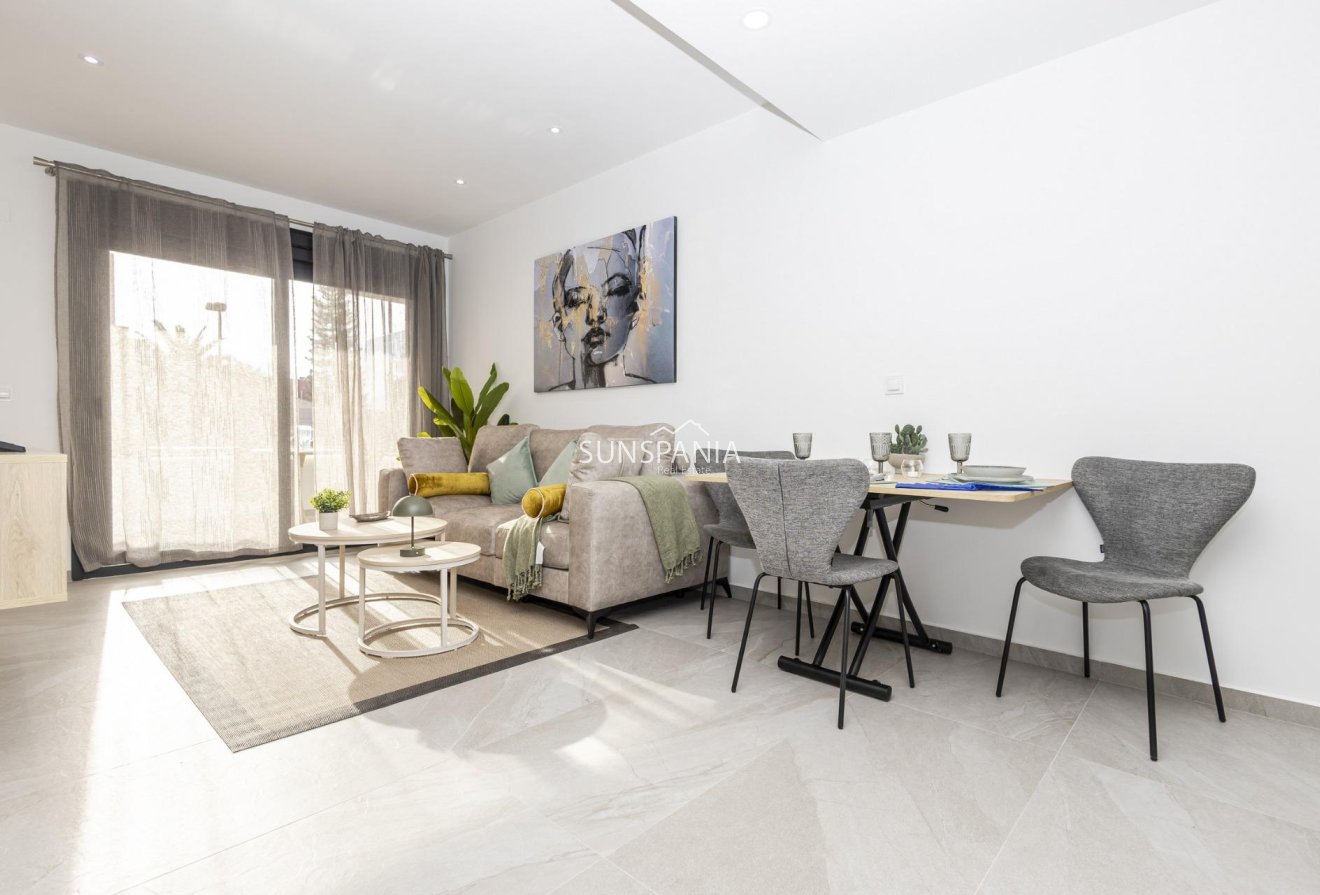 Obra nueva - Piso -
Torrevieja - Nueva Torrevieja