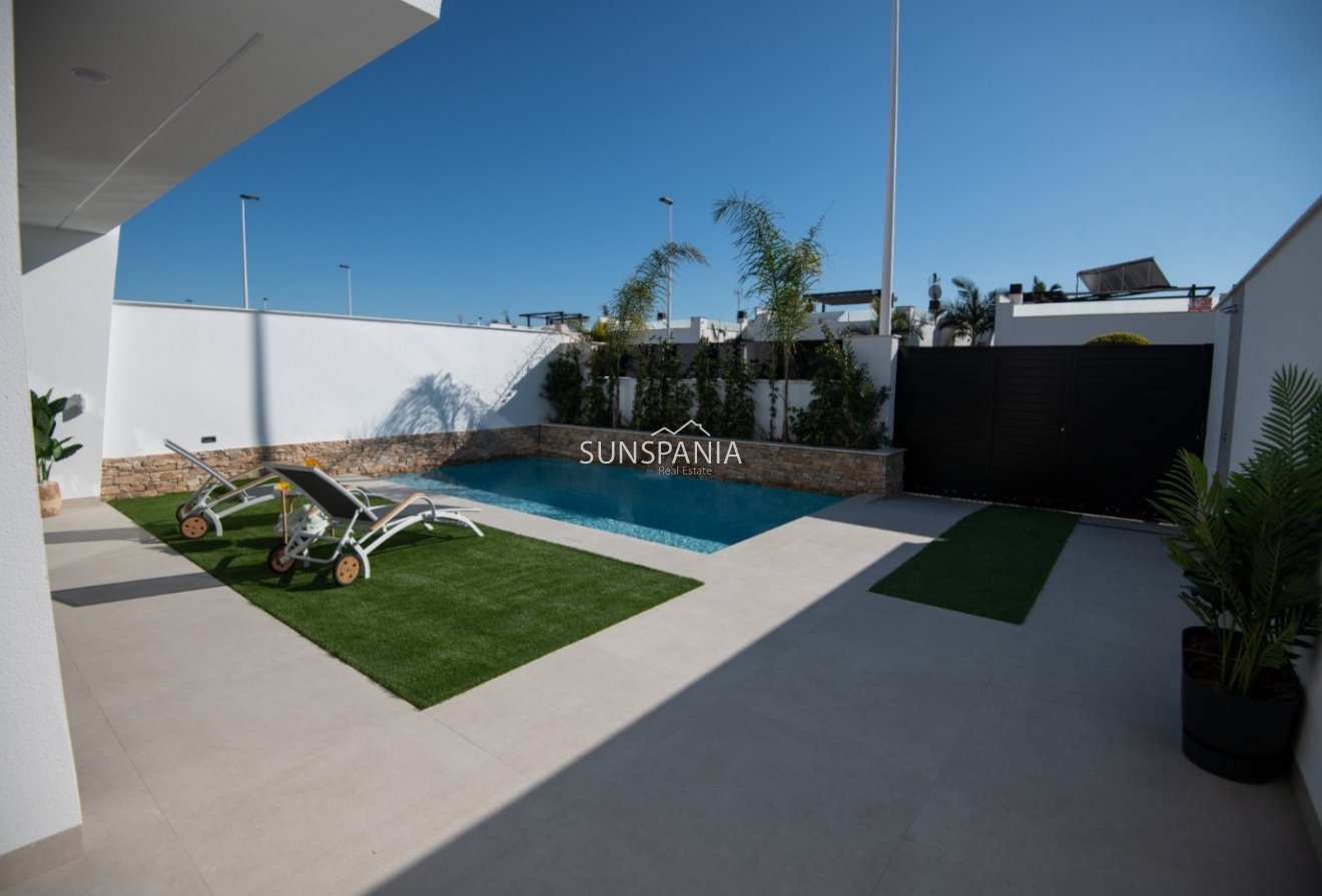 Obra nueva - Adosado -
San Javier - Santiago De La Ribera