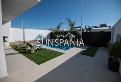 Obra nueva - Adosado -
San Javier - Santiago De La Ribera