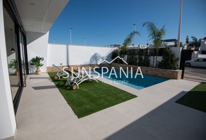 Obra nueva - Adosado -
San Javier - Santiago De La Ribera