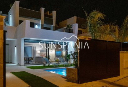 Obra nueva - Adosado -
San Javier - Santiago De La Ribera