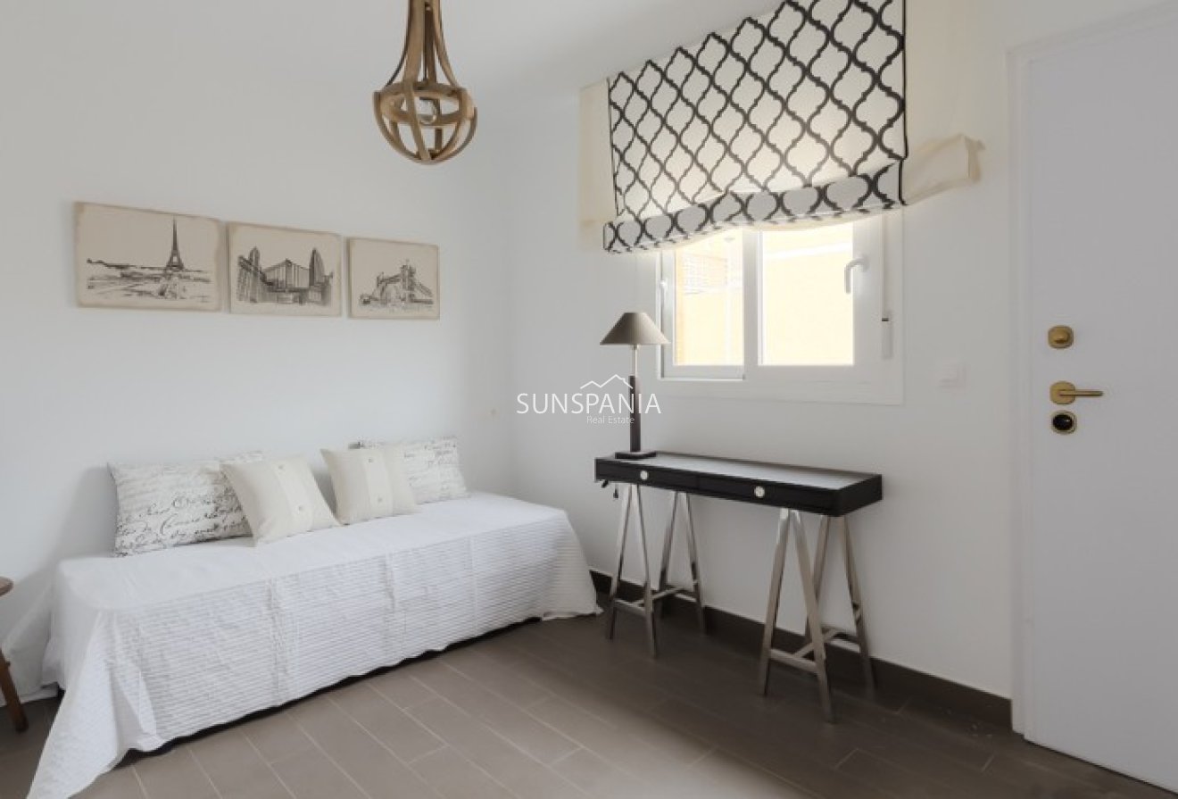 Resale - Townhouse -
Gran Alacant