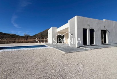 Obra nueva - Chalet -
Jumilla - Torre del Rico