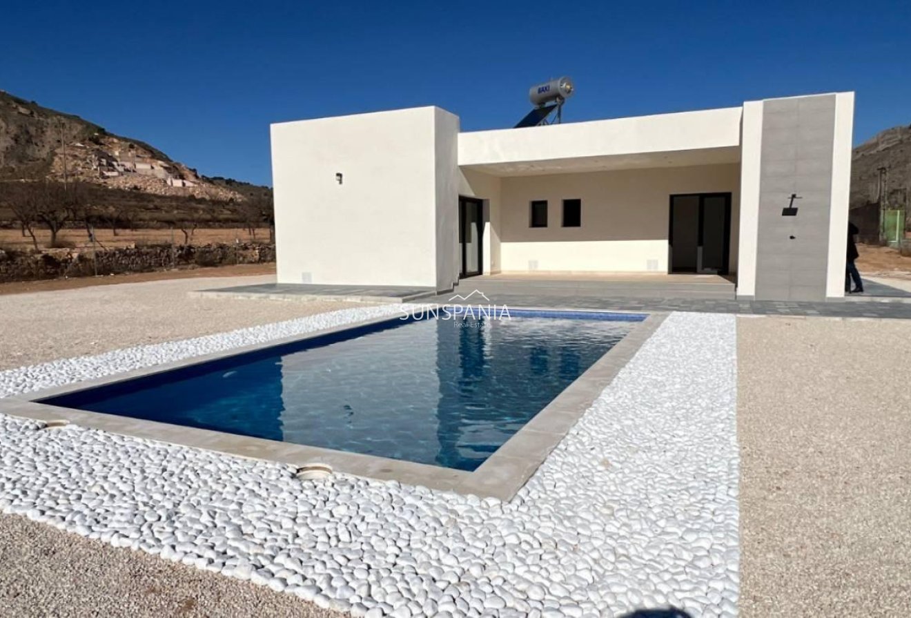 New Build - Villa -
Hondón de las Nieves - La Canalosa