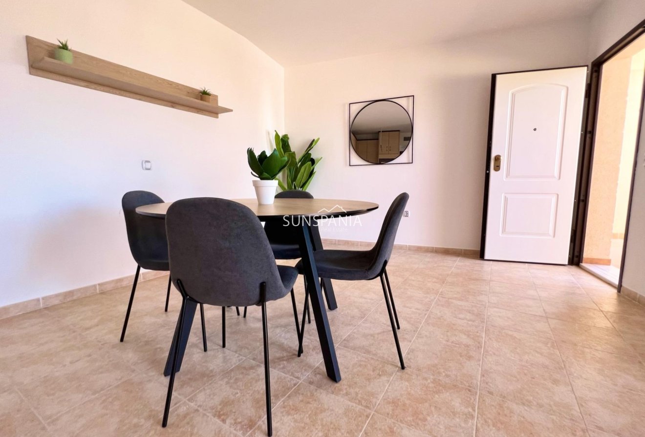 Revente - Apartment -
Aguilas - Collado Bajo