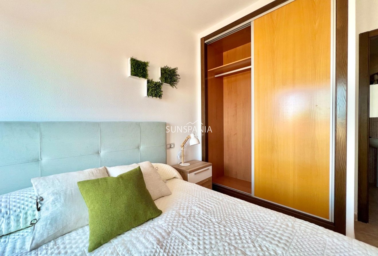 Revente - Apartment -
Aguilas - Collado Bajo