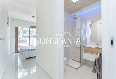 Obra nueva - Apartamento / piso -
Torrevieja - Los Balcones