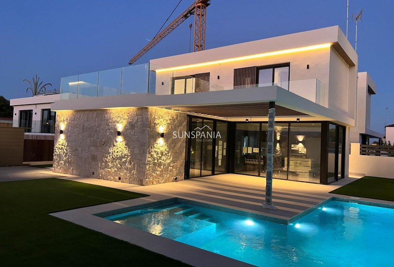 Nouvelle construction - Maison de ville -
Orihuela Costa - Montezenia