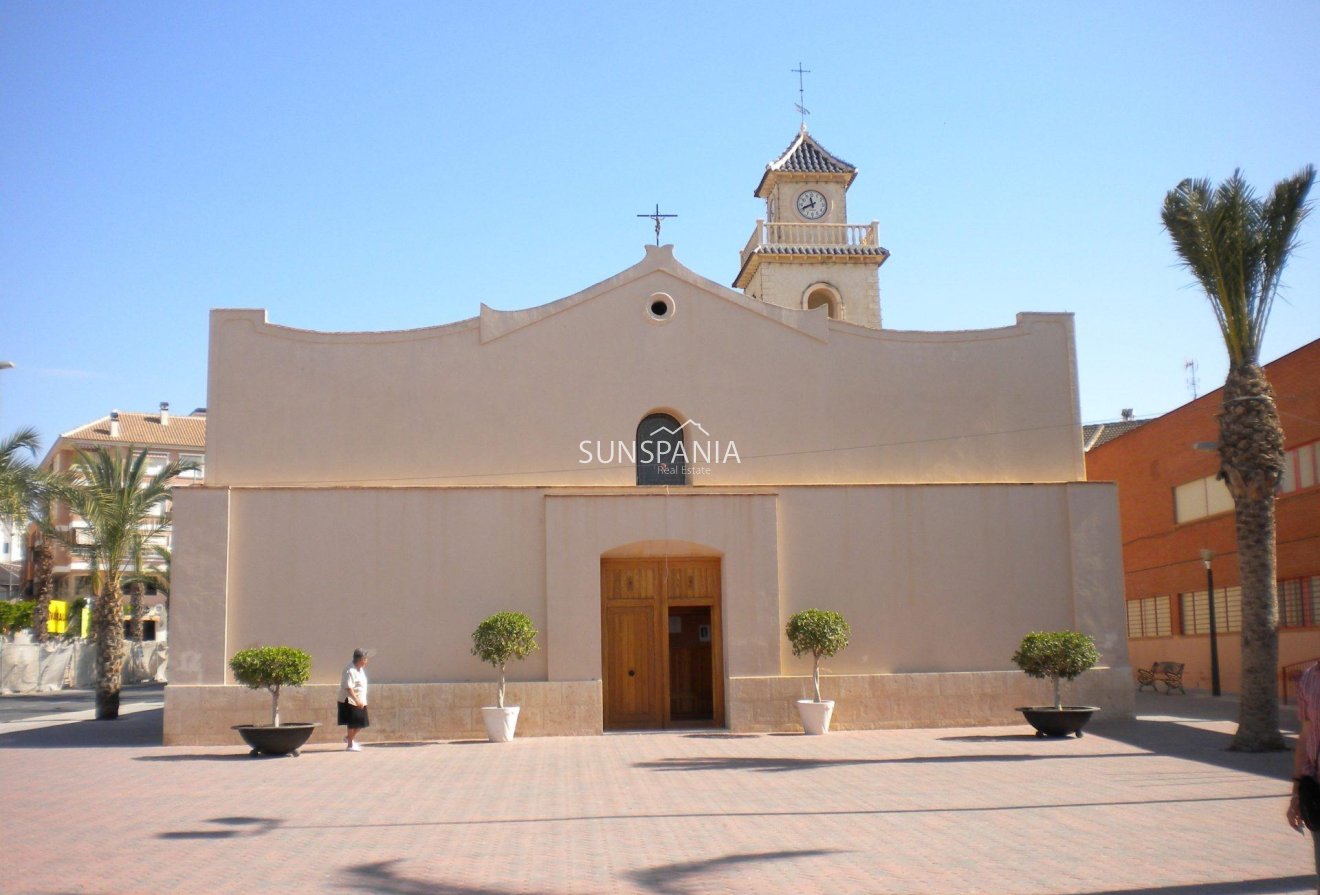 Nouvelle construction - Maison indépendante -
Los Montesinos - La Herrada