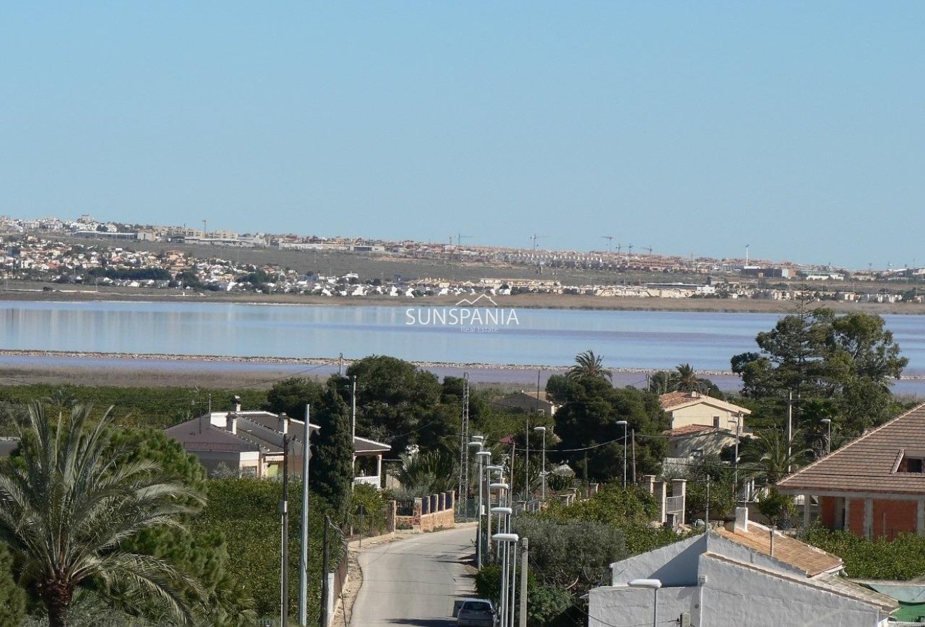 Nouvelle construction - Maison indépendante -
Los Montesinos - La Herrada