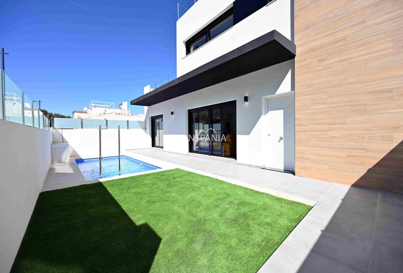 Nouvelle construction - Maison indépendante -
Orihuela Costa - Las Filipinas