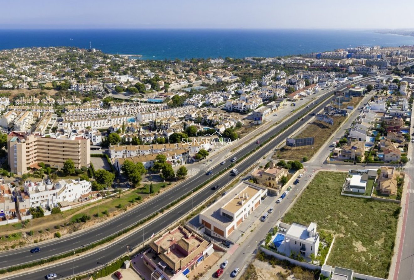 Nouvelle construction - Maison indépendante -
Orihuela Costa - La Zenia