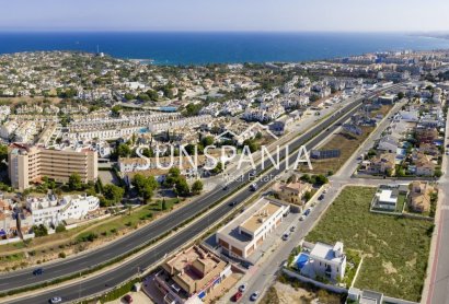 Obra nueva - Chalet -
Orihuela Costa - La Zenia