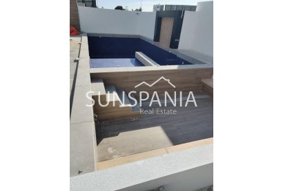 Obra nueva - Chalet -
Orihuela Costa - La Zenia