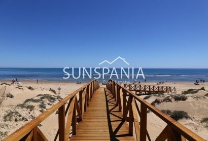 New Build - Apartment / flat -
Torrevieja - La Mata