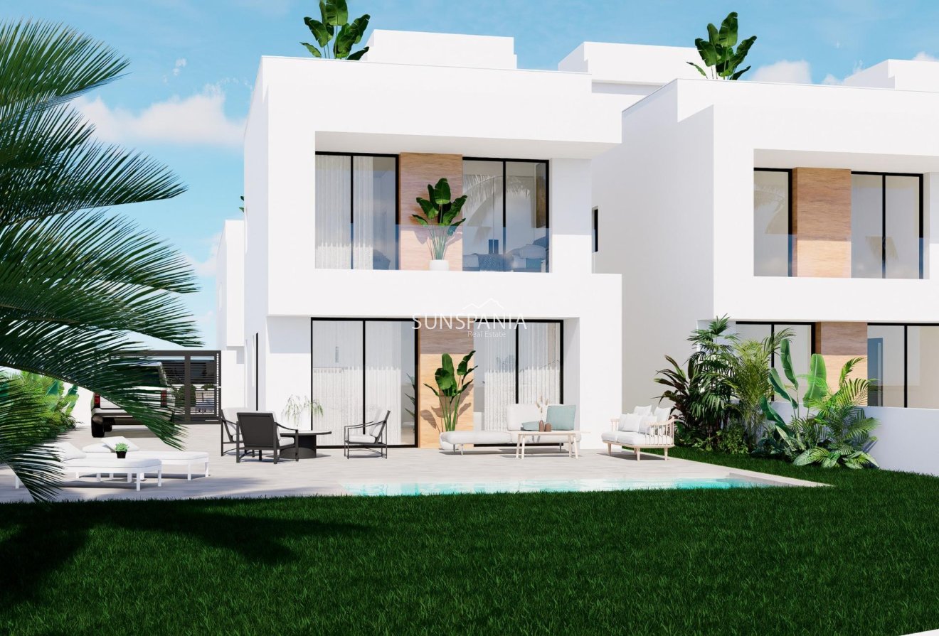 Obra nueva - Chalet -
Orihuela Costa - La Zenia