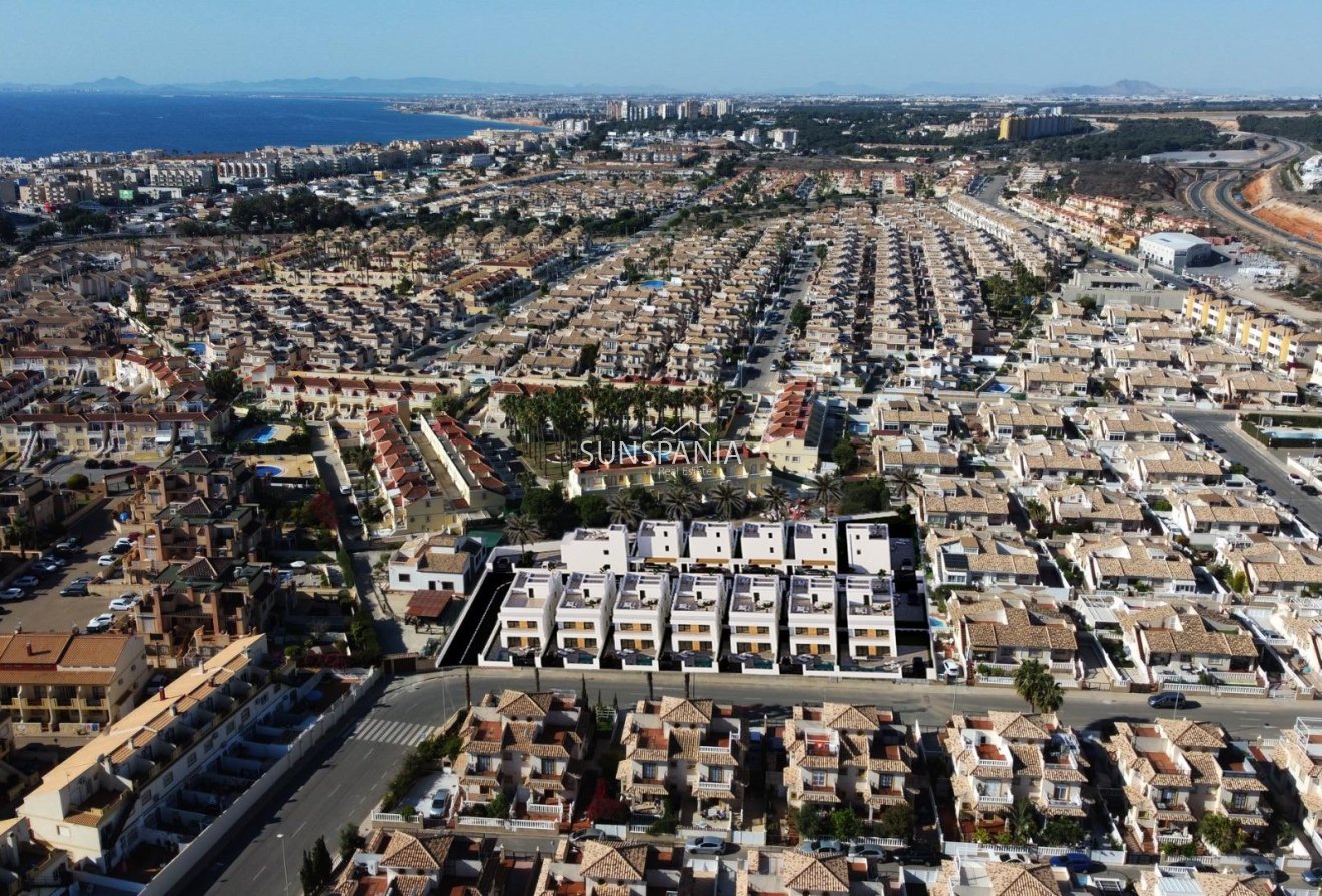 Nouvelle construction - Maison indépendante -
Orihuela Costa - La Zenia