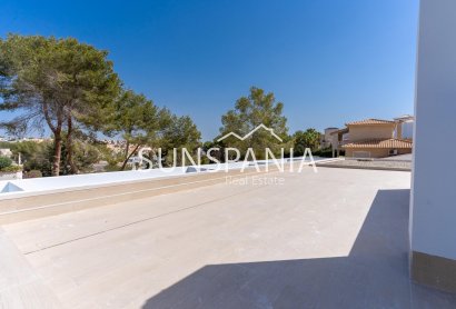 Obra nueva - Chalet -
Orihuela Costa - Las Filipinas