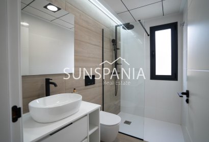 Nouvelle construction - Apartment -
Torrevieja - Punta Prima