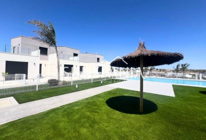 Obra nueva - Chalet -
Banos y Mendigo - Altaona Golf And Country Village