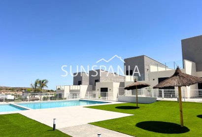 Obra nueva - Chalet -
Banos y Mendigo - Altaona Golf And Country Village