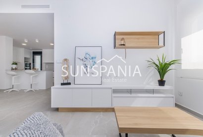 Obra nueva - Apartamento / piso -
San Miguel de Salinas - Urbanizaciones