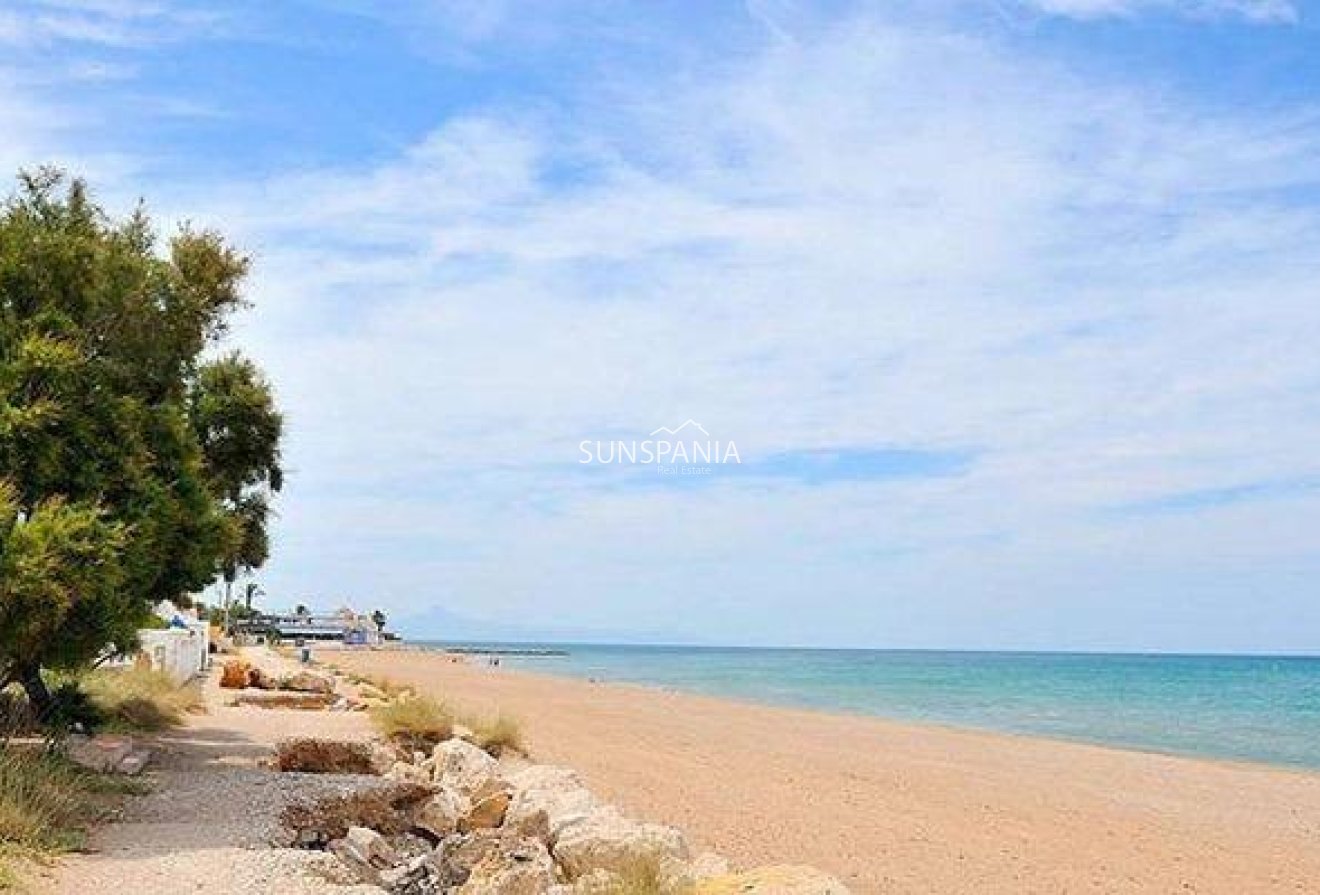 Obra nueva - Apartamento / piso -
El Verger - Zona De La Playa