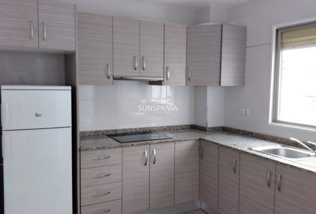 Reventa - Apartamento / piso -
San Vicente del Raspeig - Sol y Luz