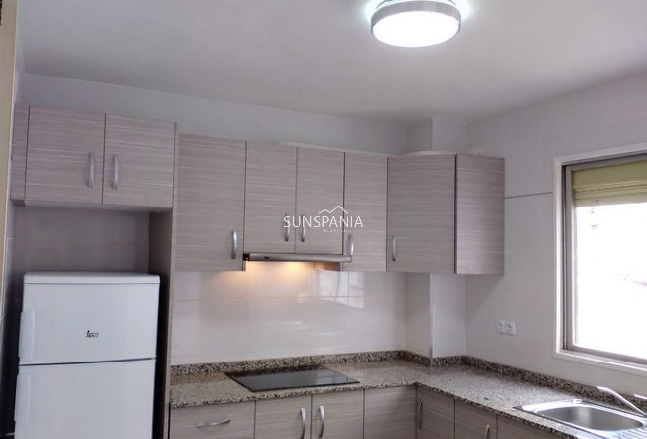 Reventa - Apartamento / piso -
San Vicente del Raspeig - Sol y Luz