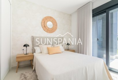 Obra nueva - Apartamento / piso -
Torrevieja - Torreblanca