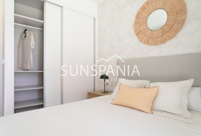 Obra nueva - Apartamento / piso -
Torrevieja - Torreblanca