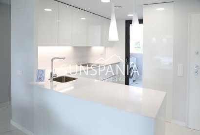 Nouvelle construction - Appartement -
Benidorm - Poniente