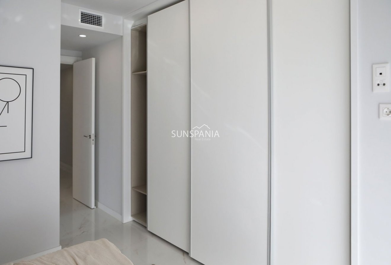 Nouvelle construction - Appartement -
Benidorm - Poniente