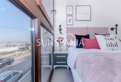 New Build - Apartment / flat -
Torrevieja - Los Balcones