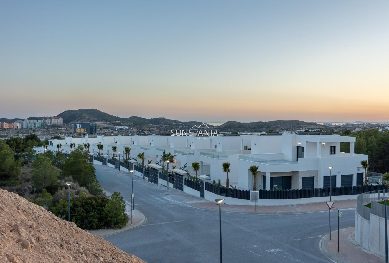 Obra nueva - Chalet -
Finestrat - Sierra Cortina