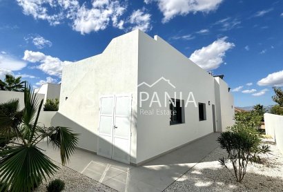 Obra nueva - Chalet -
Benijofar - Pueblo