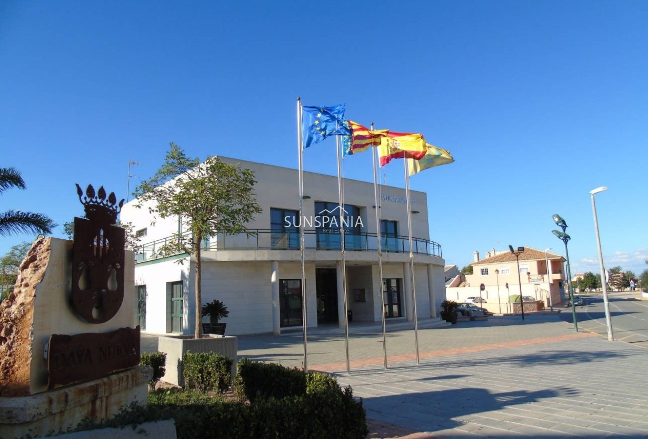 Nouvelle construction - Maison indépendante -
Daya Nueva - Pueblo