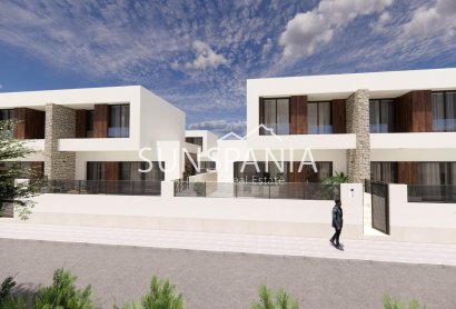 Obra nueva - Chalet -
Dolores - Sector 3