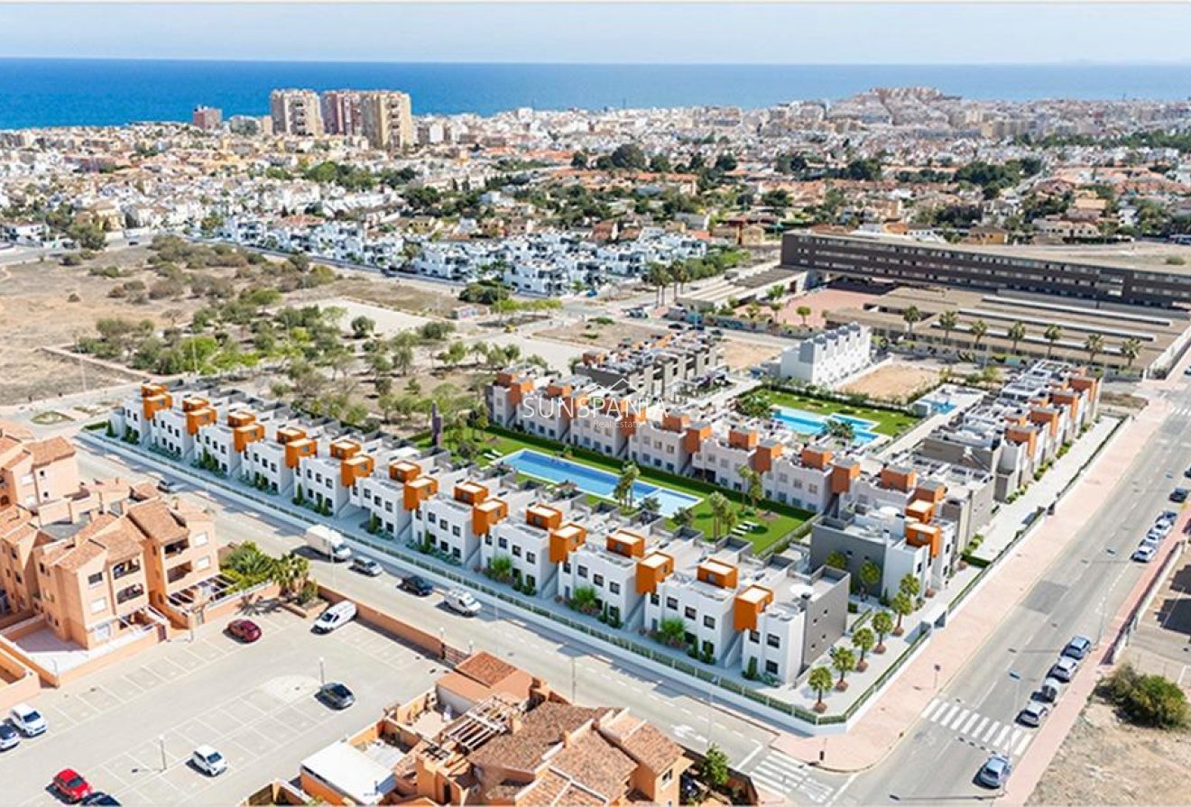 Nouvelle construction - Appartement -
Torrevieja - Torrejón