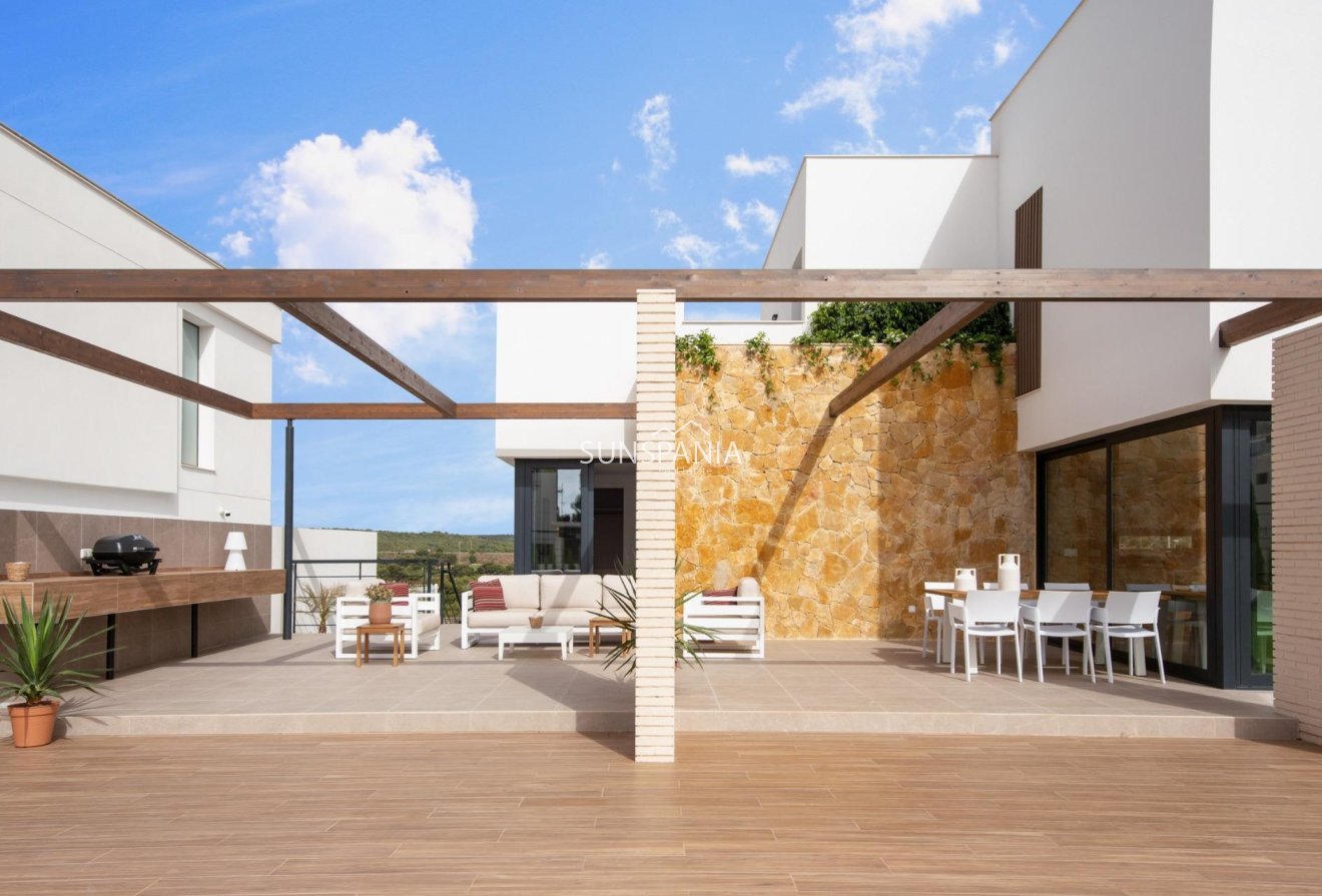 Obra nueva - Chalet -
Orihuela Costa - Campoamor